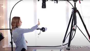 Simple Artificial Light for Food Photography in Small Spaces