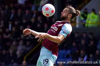 Jay Rodriguez signs new two-year deal with Burnley - St Helens Star