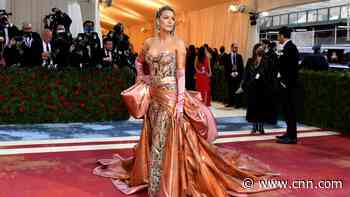 Blake Lively transforms at the Met Gala in architecture-inspired Versace gown - CNN