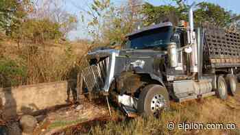 Choque entre camiones dejó una mujer muerta entre Bosconia- El Copey - El Pilón