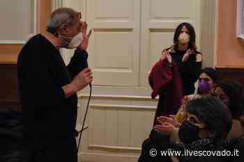 "Zeze chiacchiere e pampanelle", a Minori un’opera per immagini che indaga la mitologia del Carnevale - Il Vescovado Costa di Amalfi