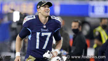 LeSean McCoy calls out Titans' Ryan Tannehill for saying mentoring rookie QB Malik Willis isn't his job