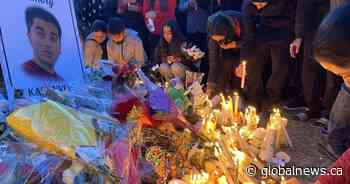 Vigil held in Edmonton for teen who died after being stabbed outside high school - Global News