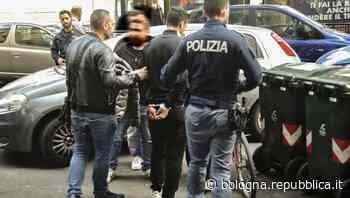 Bologna, oltre cento stranieri espulsi in due mesi - La Repubblica