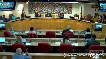 Marathon Duval School Board meeting prompts discussion of district’s public comment policy - WJXT News4JAX