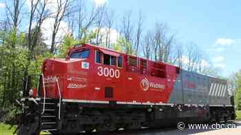 Canada's big rail companies dabble with battery, hydrogen locomotives