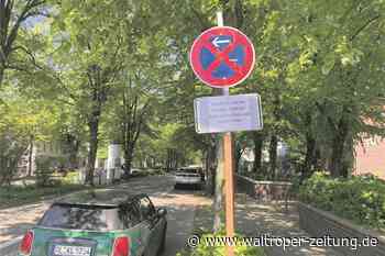 Verbotsschilder kündigen es an: Es wird eng an der Riphausstraße in Waltrop - Waltroper Zeitung