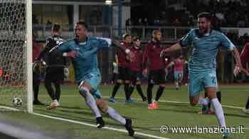 Ancora Ardemagni allo scadere: il Siena vince a Pontedera e spera nei playoff - LA NAZIONE