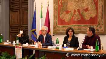 Gualtieri archivia Renzi e Lupi: la residenza andrà anche a chi vive nelle occupazioni