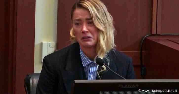 L’attrice Amber Heard in lacrime nella prima deposizione del processo contro Johnny Depp: “Mi prese per il collo e mi disse che poteva uccidermi”