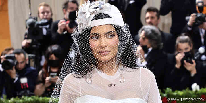Kylie Jenner Doesn't Care What People Think of Her Met Gala 2022 Dress