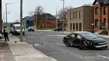 Pedestrian without vital signs after being hit near Main and Locke streets in Hamilton