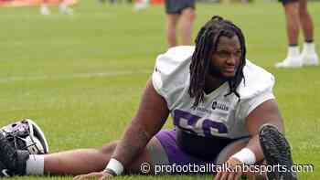 Vikings waive Jordon Scott