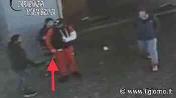 Monza, stavano per amputare un dito al cassiere del supermercato: tre rapinatori arrestati - IL GIORNO