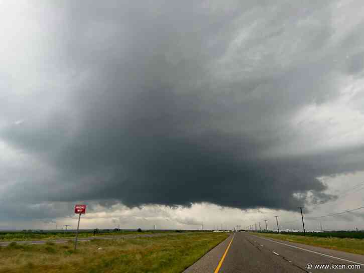 Photos: Thunderstorm brings hail to Leander area