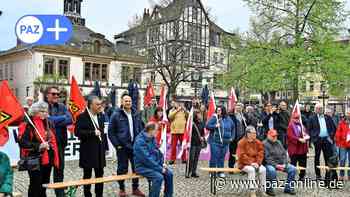 Maikundgebung in Peine: Krieg in der Ukraine überschattet den Tag der Arbeit - Peiner Allgemeine Zeitung - PAZ-online.de
