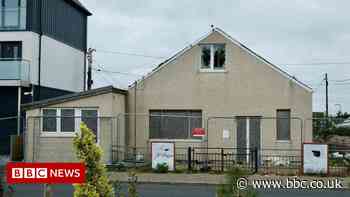 Jaywick Sands: Council to demolish two 'eyesore' properties