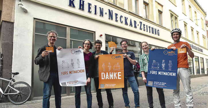 Heidelberg/Rhein-Neckar:  ADFC sagt mit Postkarten Danke für Rücksicht im Verkehr