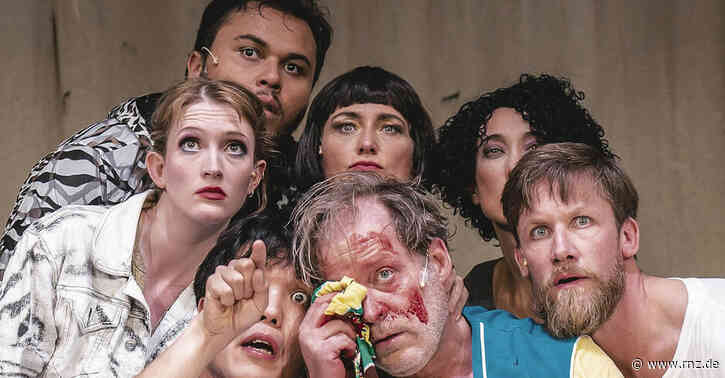 Heidelberger Theater:  Babylonische Sinnverwirrung beim Kunstdrama "Ode"