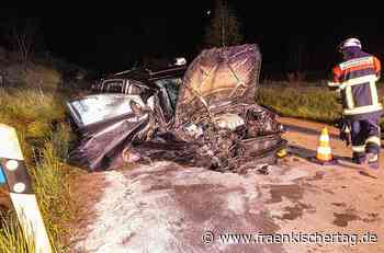 Auto hebt ab und wird völlig zerstört - Fränkischer Tag