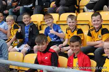 FANS GALLERY: Boston United v Gloucester City - part one - LincolnshireWorld