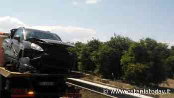 Incidente stradale sulla Catania-Caltagirone, scontro tra due auto: tre feriti, una 22enne in gravi condizioni - CataniaToday