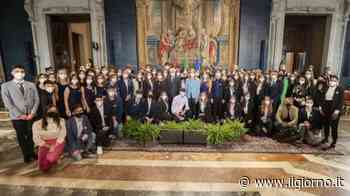 Lecco, studenti del Volta al Quirinale da Mattarella e Metsola: ''Siamo come a scuola'' - IL GIORNO