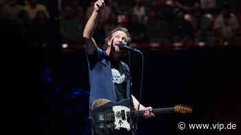 Eddie Vedder: Tribut für Foo Fighters‘ Taylor Hawkins - VIP.de, Star News