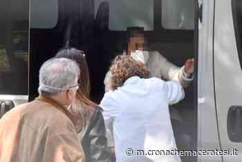 Tentato omicidio della figlia, la madre: «Come sta la mia bambina?» Fermo non convalidato, resta sotto custodia - Cronache Maceratesi