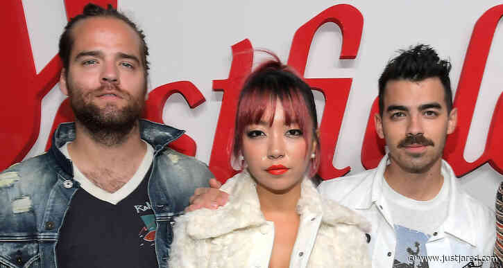 DNCE's New Song 'Move' is Out Now - Read the Lyrics & Listen Now!