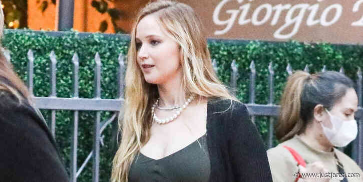 Jennifer Lawrence & Husband Cooke Maroney Enjoy a Dinner Date Out in Santa Monica