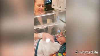 Babyglück mit 51 - doch dann hagelt es Kritik im Internet! - RTL Online