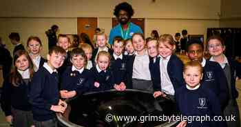 Space brought to life for schoolchildren in fun interactive workshops - Grimsby Live