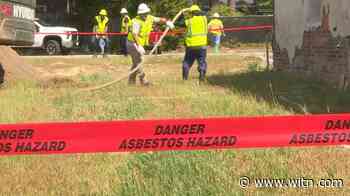 Crews return to site of demolished Williamston building due to asbestos concerns - WITN