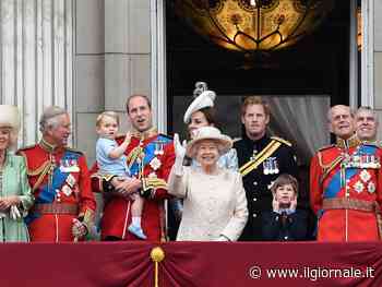 "Nessuno con me sul balcone": la Regina silura figlio e nipote