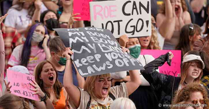 White House Gives Approval to Crowds Mobbing SCOTUS Justices' Homes: No 'Official US Government Position on Where People Protest'