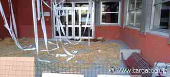 Alba, c’è la veglia dell’Eno e l’accesso all’Einaudi diventa una piccola stalla - TargatoCn.it