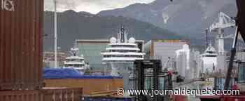 Italie : un mystérieux méga-yacht à l’eau, prêt à partir