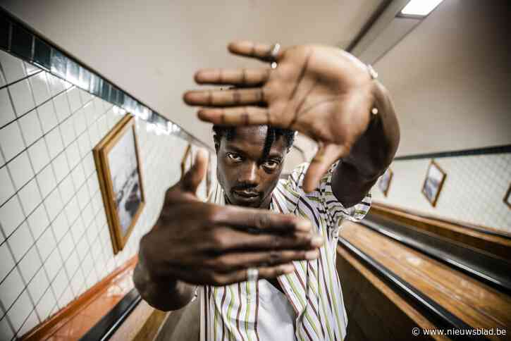 Antwerpse regisseur Anthony Nti is een van de meest invloedrijke personen onder de 30 jaar: “Maar hij gaat zeker niet zweven”