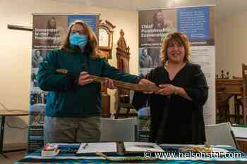 Parks Canada returns Chief Poundmaker’s staff to family at Saskatchewan ceremony - Nelson Star