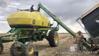 'I don’t think we’re in a state of worry yet': Sask. farmers reporting slower than average start to seeding