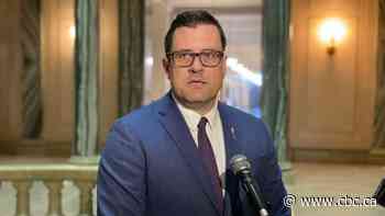 Province looking to improve recruiting, retention of physicians, Sask. minsters tell doctors