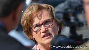 Trotz des Öl-Embargos: Schwedt hat Hoffnung für Raffinerie - Süddeutsche Zeitung - SZ.de