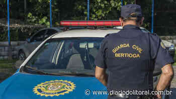 Homem é capturado ao furtar tampa de bueiro em Bertioga - Diário do Litoral