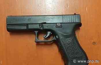 Schreckschusswaffe, Messer und Sturmhaube im Auto entdeckt - Passauer Neue Presse - PNP.de