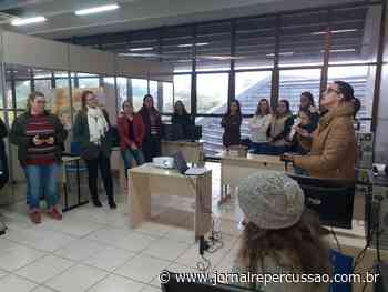 Professores de Campo Bom participam de encontro do Projeto Leitura - Jornal Repercussão
