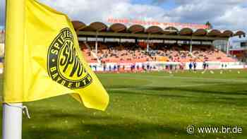 Bayreuth: Flutlicht-Bau in Hans-Walter-Wild-Stadion begonnen - br.de