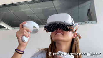 Virtual reality kissing is finally here. And it features real-time haptics - Interesting Engineering