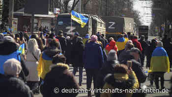 Bürger der von Russland eroberten Stadt Cherson erhalten russische Pässe