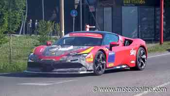 Ferrari SF90 Versione Speciale: tre prototipi avvistati a Maranello [VIDEO SPIA] - Motorionline